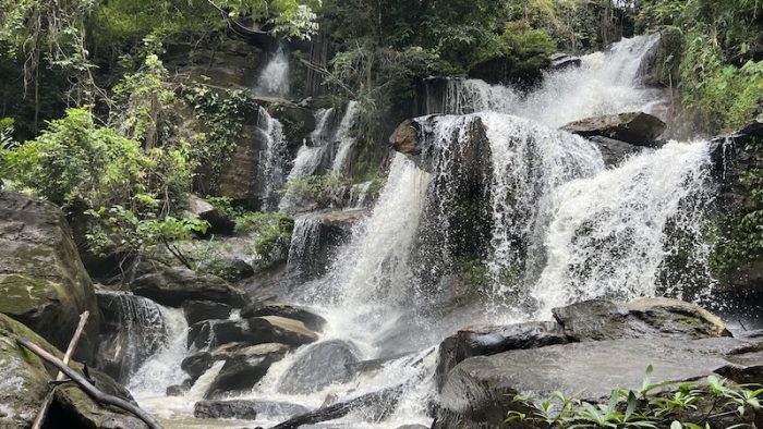Waterfall Mae Wang Explorer